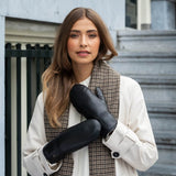 Mia – stylish leather mittens with luxurious lambswool lining & touchscreen feature  - Schwartz & von Halen - US - 5