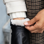 Mia – stylish leather mittens with luxurious lambswool lining & touchscreen feature  - Schwartz & von Halen - US - 6