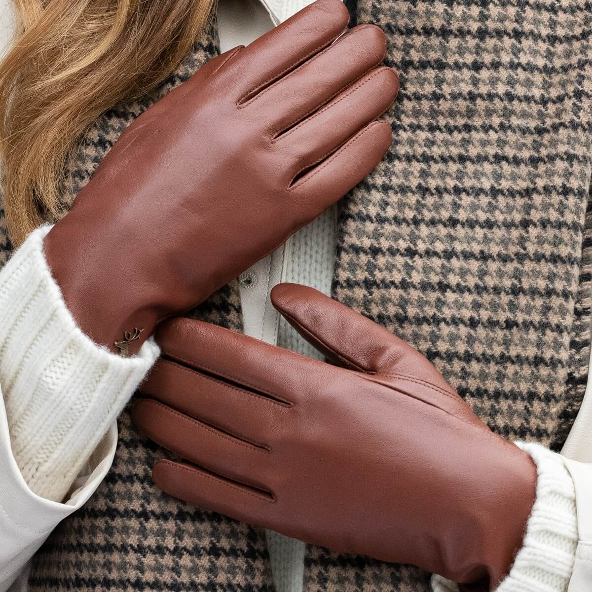 Ivy (cognac) - sheepskin leather gloves with wool/cashmere lining & touchscreen feature  - Schwartz & von Halen - US - 9